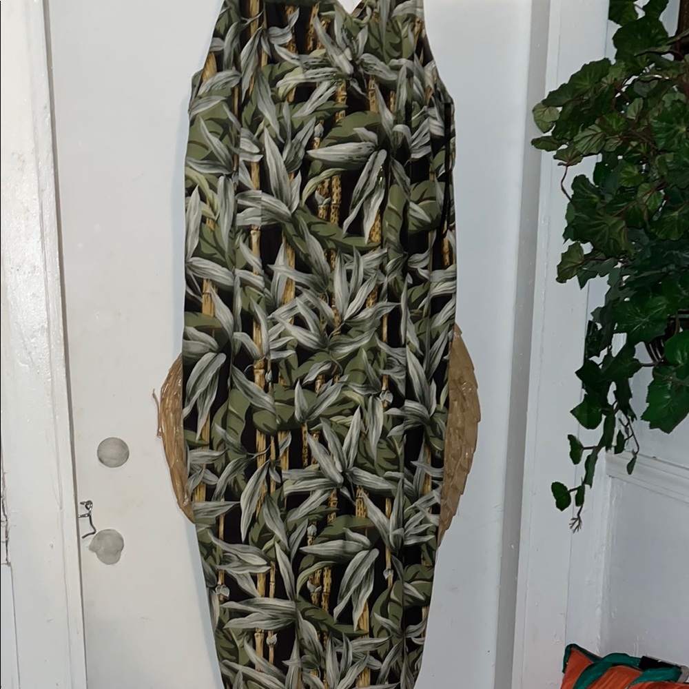 Tropical Leaf Print Sleeveless Dress